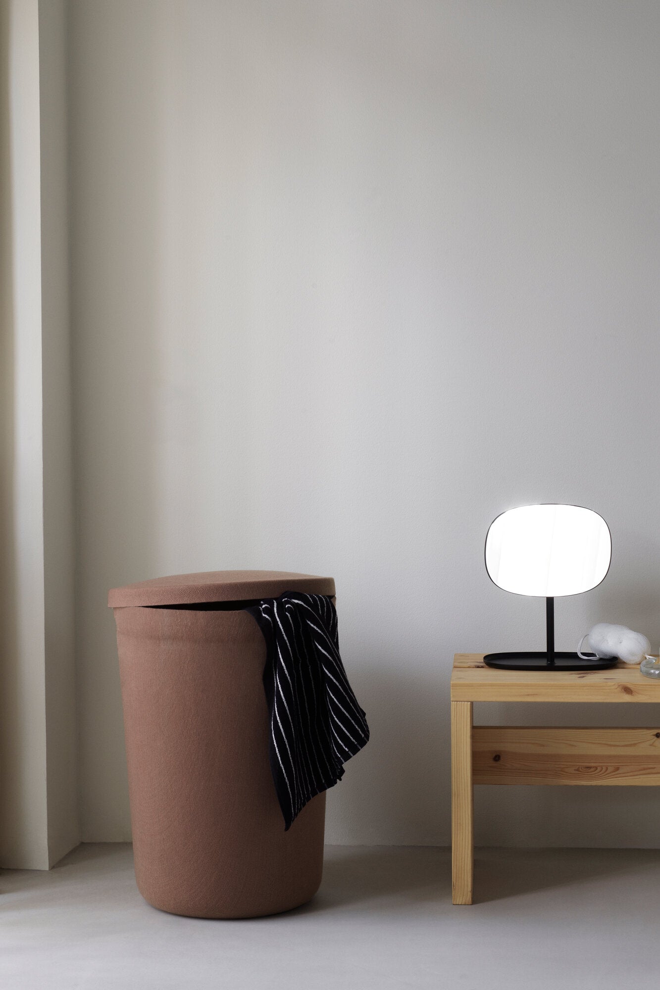 Hide vasketøjskurv - brun